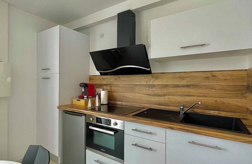 Lunel-Viel Apartment | Grand Studio Accessible Pour PMR