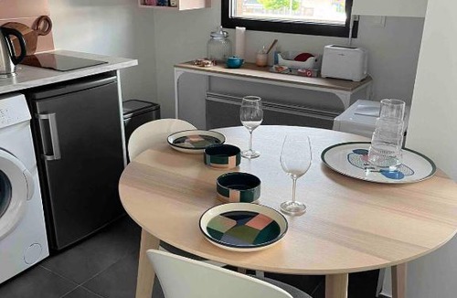 Castelnau-le-Lez Apartment | Grand Studio avec Parking et Wifi
