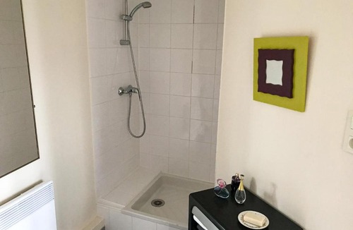 Lanrivoare Apartment | Grand studio calme et cosy