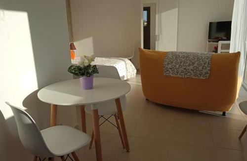 Saint-Simon-de-Bordes House | Grand studio récent indépendant