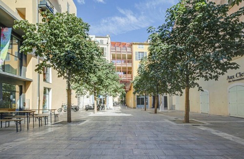 Old Town Apartment | Grand studio mezzanine/Proche port/Clim/Wi-Fi