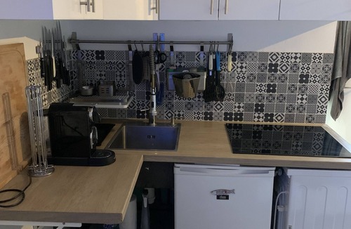 Val-de-Grace Apartment | Grand Studio Paris 13em BD DE Port Royal