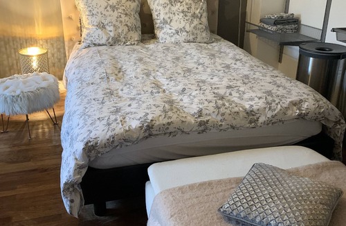 Val-de-Grace Apartment | Grand Studio Paris 13em BD DE Port Royal