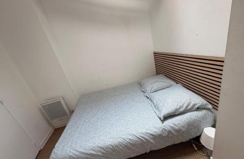 Bourgogne Apartment | Grand studio rdc au calme, centre ville prox Cathédrale