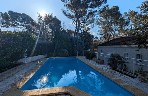 Bouc-Bel-Air Apartment | Grand Studio Rdj Terrasse Piscine