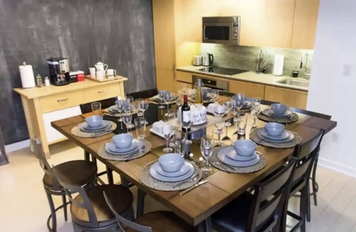 Bathurst Quay Condo | Grand Suite