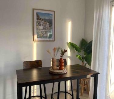 Montmagny Apartment | Grand T2 45m2 avec Parking & Balcon proche Paris