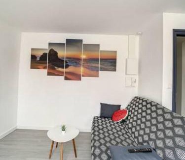 Saint-Quentin Apartment | Grand T2 Jardin Wifi Parking Proche Gare