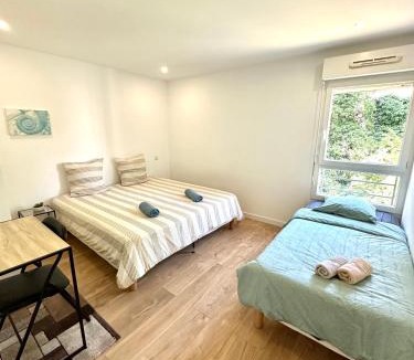 Alco Apartment | Grand T4 de 118m2 Proche Tram, Terrasse à seulement 25 mn des Plages