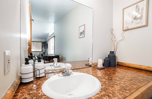 Tetonia Cabin | Grand Teton Suite