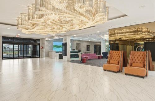 US 290 Hotel | Grand Tuscany Hotel