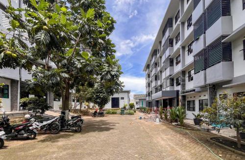 Dinoyo Hotel | Grand UNISMA Stay Syariah RedPartner