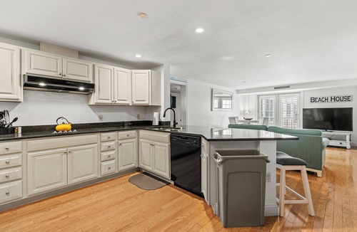 Old Orchard Beach Condo | Grand Victorian ocean view, Unit 409
