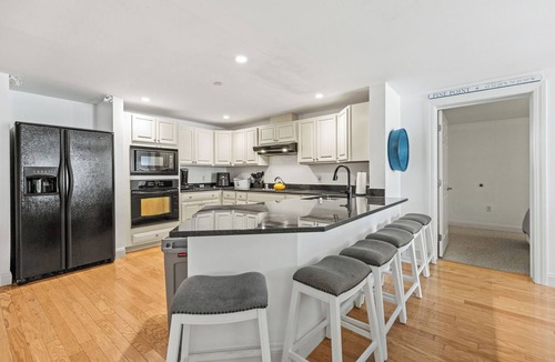 Old Orchard Beach Condo | Grand Victorian ocean view, Unit 409