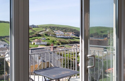 Hope-Cove Cottage | Grand View