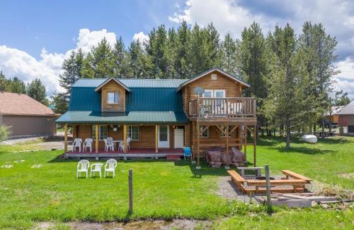 Island Park House | Grand View Retreat