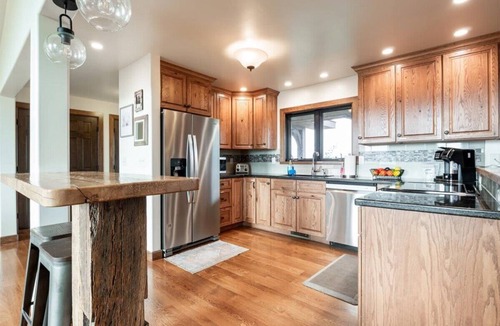 Leigh Creek Estates House | Grand View, Targhee Ski Resort, Jackson, Hot tub