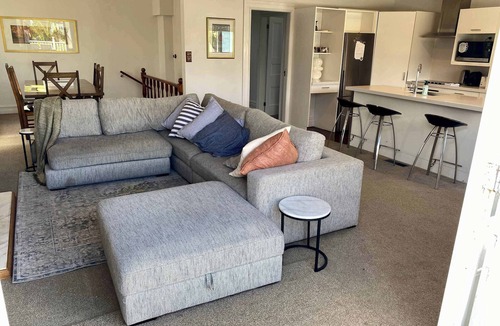 Freemans Bay Villa | Grand villa plus studio in central location