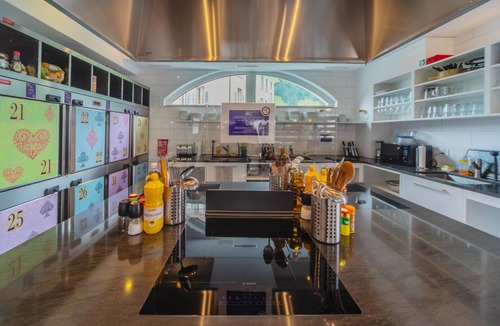 Engelberg House | GRAND your home with common kitchens with self check-in