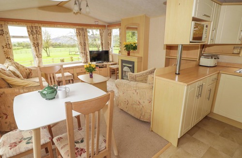 Pontypool Cottage | Grandads Shack