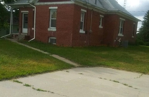 Mullen House | Granddad’s home is no longer available