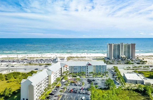 Orange Beach House | Grande Caribbean II