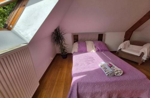 L'Etang-la-Ville House | Grande chambre au calme
