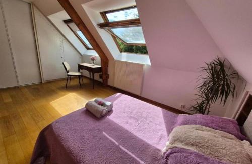 L'Etang-la-Ville House | Grande chambre au calme