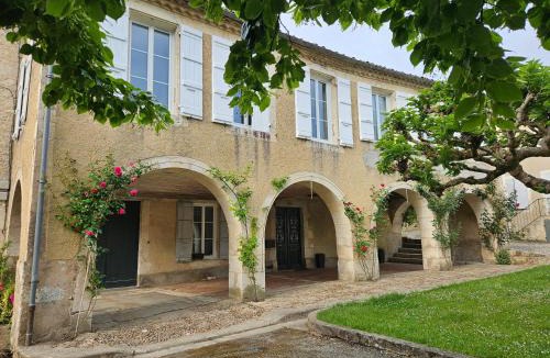 Saint-Clar House | grande chambre confort les arcades