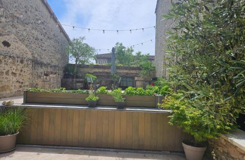 Saint-Clar House | grande chambre confort les arcades