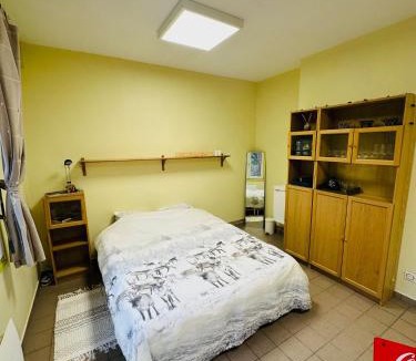 Seclin House | Grande chambre spacieuse privée
