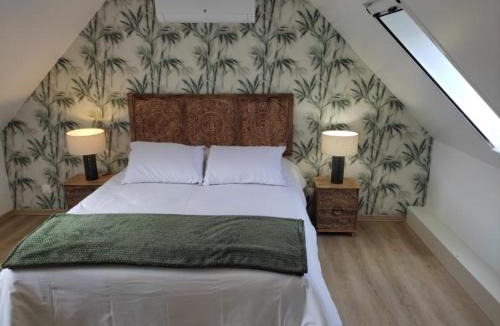 Saint-Germain-sur-Vienne Villa | Grande maison familiale avec piscine chauffée