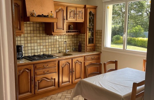 Saint-Laurent-sur-Oust House | Grande Maison Familiale au Vert