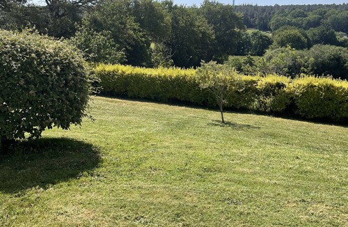 Saint-Laurent-sur-Oust House | Grande Maison Familiale au Vert