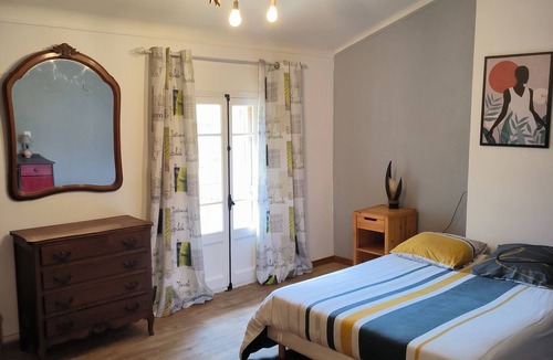 Villelongue-dels-Monts House | Grande Maison de Village Renovée Ideale Pour Randonnées