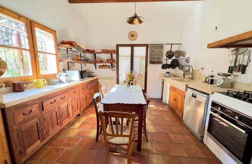 Villeneuve-les-Avignon House | Grande Maison de Caractère en Plein Coeur de la Provence
