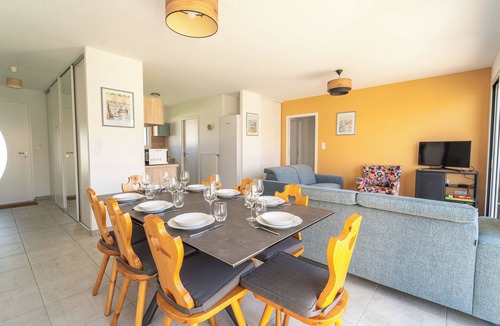 Olonne-sur-Mer House | Grande maison familiale proche de la Plage avec Parking