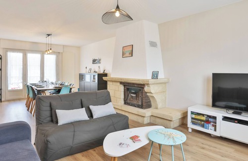 Chateau-d'Olonne House | Grande Maison avec Jardin, Parking, proche de la Plage