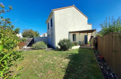 Ragon et la Malnoue House | Grande Maison 3chambres Jardin
