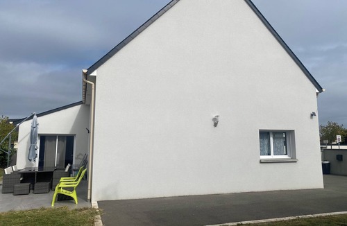 Mulsanne House | Grande Maison 4 Chambres Avec Jardin et Parking Proche Circuit des 24h du Mans