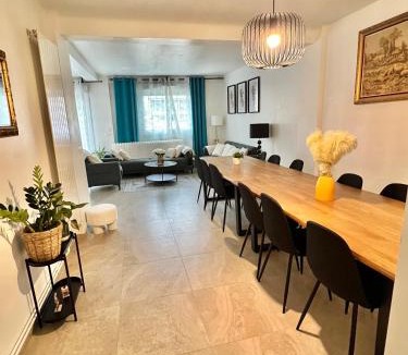 Villiers-le-Bel Villa | grande maison 8 chambres