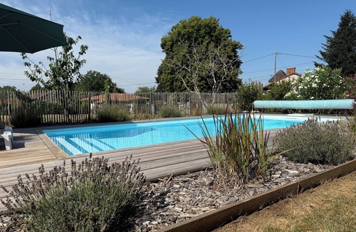 Champcevinel House | Grande Maison Avec Piscine Privée Perigueux