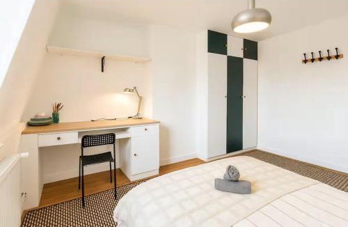 Ronchin Villa | Grande maison avec jardin pour groupes ! 13 pers proche Lille