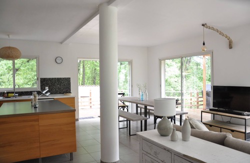 Vagnas House | Grande Maison Avec Piscine au Cœur des Gorges de L'ardèche