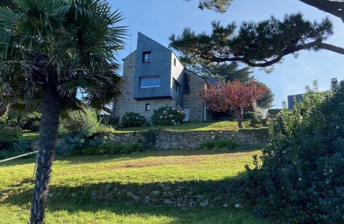 Ile-aux-Moines Villa | Grande Maison D'architecte sur la Petite Plage