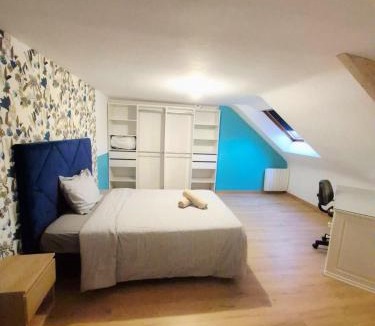 Trignac House | Grande maison de 4 chambres avec jardin et baby-foot
