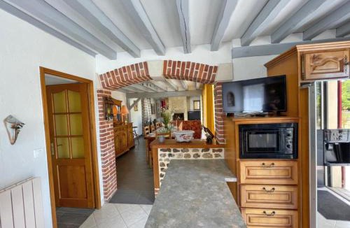La Gonfriere Apartment | Grande maison de campagne - 10 pers. - FR-1-497-182