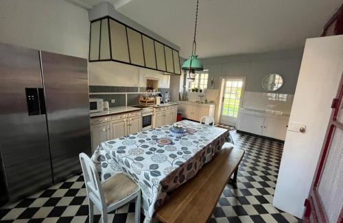 Ecouche House | Grande maison de charme - Jardin - proche Caen & plages