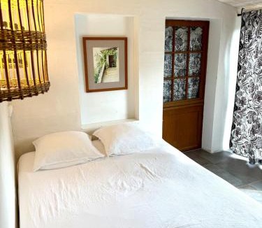 Grottes Caves House | Grande maison de charme pour famille et bons amis