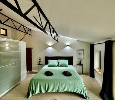 Palaja House | Grande maison de charme près de Carcassonne avec terrasse et jardin